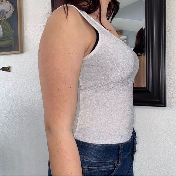 Iris Womens Stretch Allover Shiny Metallic Scoop Neck Sleeveless Bodysuit Size M - Picture 2 of 11